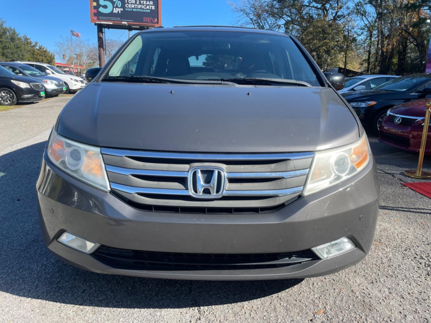 2013 GRAY HONDA ODYSSEY TOURING (5FNRL5H91DB) with an 3.5L engine, Automatic transmission, located at 5103 Dorchester Rd., Charleston, SC, 29418-5607, (843) 767-1122, 36.245171, -115.228050 - Photo#1